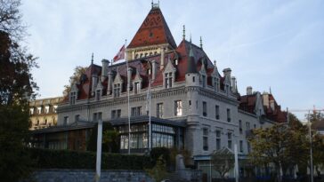 Castle of Ouchy - Lausanne Travel Guide