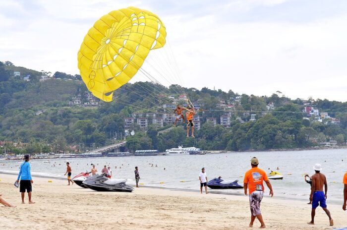Parasailing in Phuket