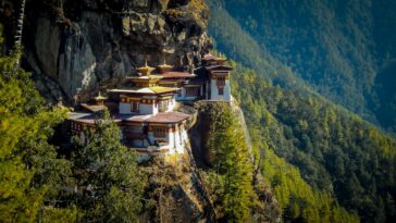 Travel Guide to Bhutan photo by Charles Betito Filho via Unsplash