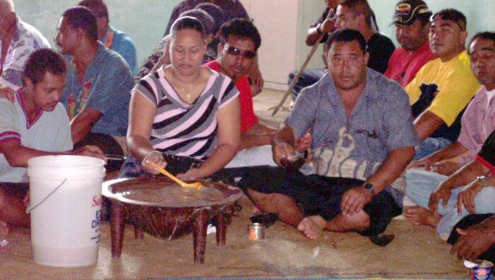 Kava Ceremony by Taimi o Tonga via Wikipedia CC