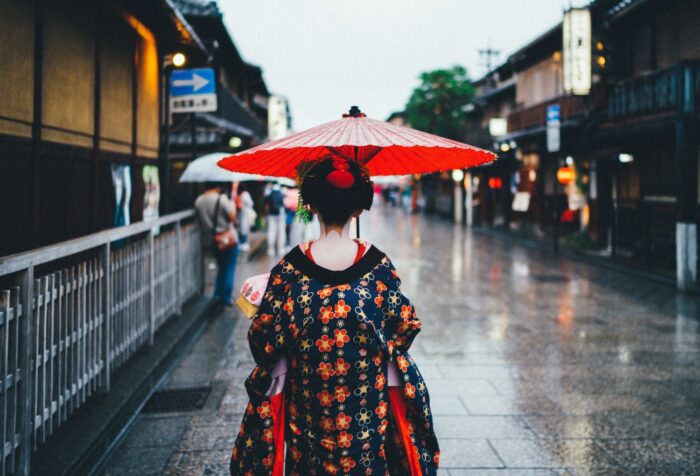 Japan Visa Application Guide for Philippine Passport Holders photo by Tianshu Liu via Unsplash