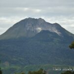 Mount Apo photo by incrediblethots via Flickr CC