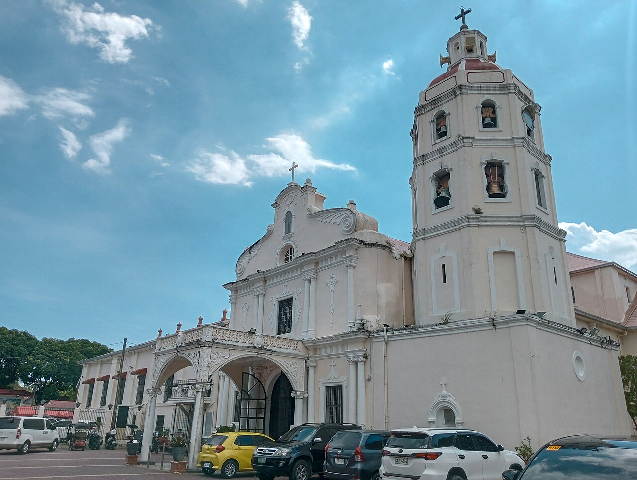 Betis Church by Ralff Nestor Nacor via Wikimedia Commons