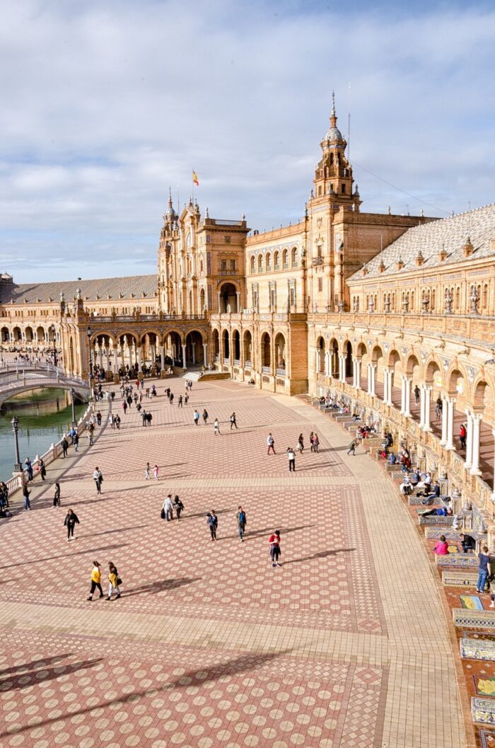 Seville Travel Guide