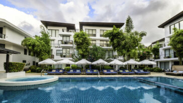 Discovery Shores Boracay’s picturesque pool