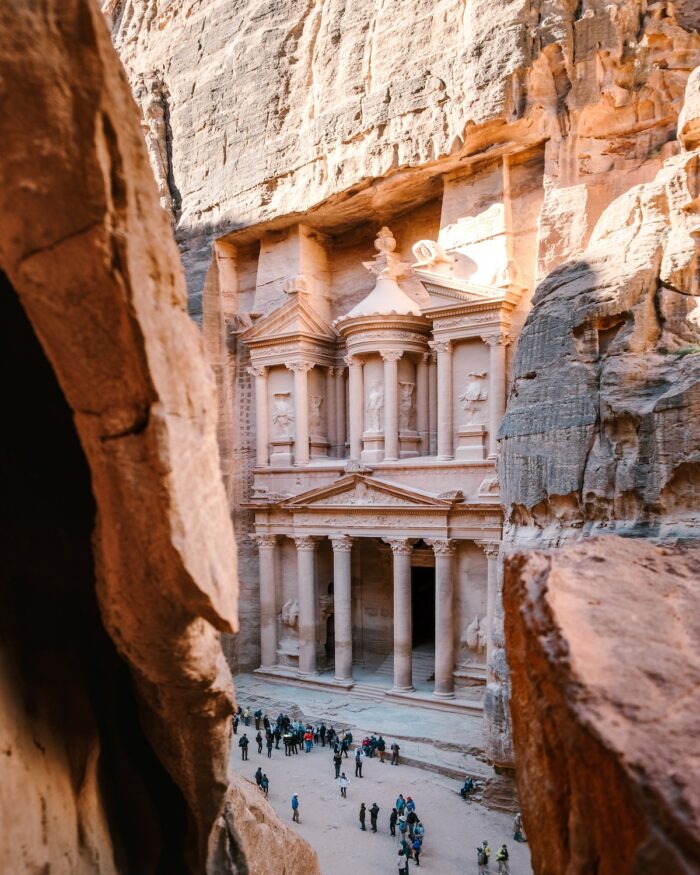 Petra Treasury, Petra, Jordan photo by Andrea Leopardi via Unsplash