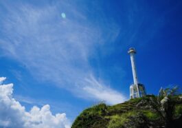 Lolong Point Lighthouse in Catanduanes