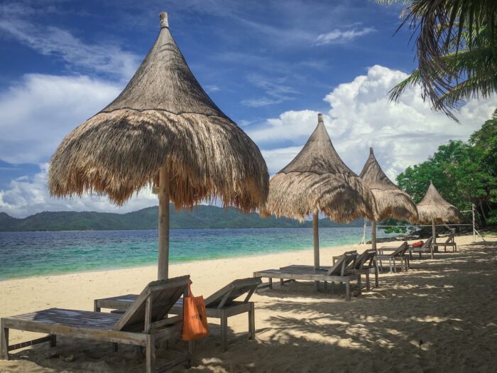 Inaladelan Island photo by Aivan Abao