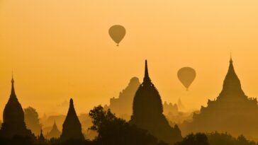 Sunrise in Bagan Myanmar photo by Charlie Costello via Unsplash