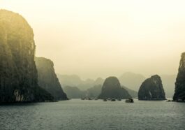 Ha Long Bay by Warren Wong via Unsplash