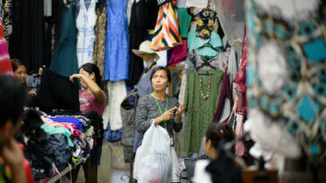 Shopping-in-Taytay-Tiangge-by-Jaypee-Maristaza