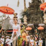 Festival in Bali by Ruben Hutabarat via unsplash
