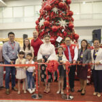 Attending the AirAsia Christmas Tree ribbon-cutting at NAIA Terminal 3 were AirAsia Brand Ambassadors Gab Mejia and Team Kramer, AirAsia Philippines Chief Commercial Officer Gilbert Simpao, AirAsia Philippines vice-chair Sheila Romero, AirAsia Philippines CEO Ricky Isla, NAIA Assistant General Manager Germaine Pormento, and Terminal 3 Manager Joycelyn Mapanao.