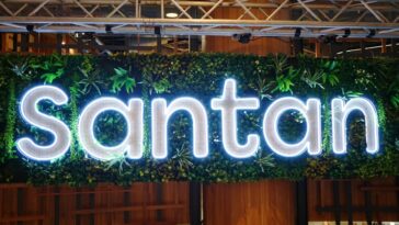 First AirAsia Santan Restaurant in KL
