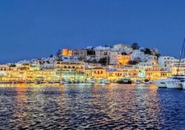 Night view of the town of Naxos by Evangelos Mpikakis via Unsplash