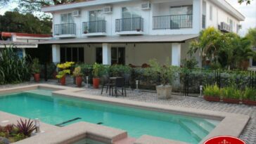 Mark’s Hotel in Urdaneta