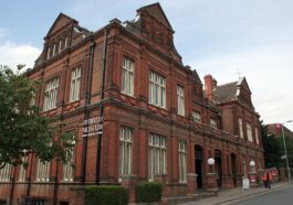 Ipswich Museum by Cmglee via Wikipedia CC
