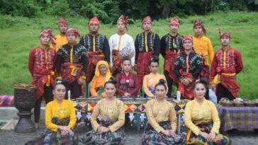 Madayaw Cultural Ensemble, one of the best in the Traditional Music Ensemble Category for their pandag, the healing ritual of the Maguindanaon sa Layah