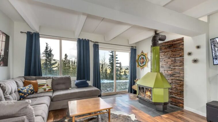 Breckenridge Airbnb Condo with Incredible View