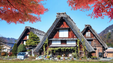 Things to Do In and Around Shirakawa-Go photo via Depositphotos