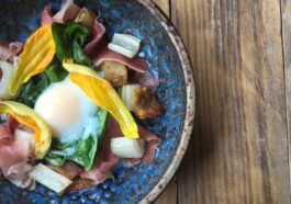 egg, ham and chips with a pepita style twist