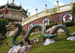 Cebu Taoist Temple by JuanPiso via Wikimedia cc