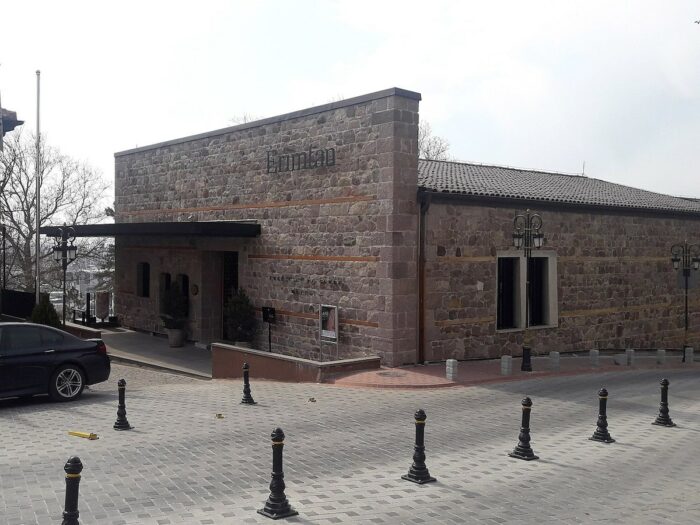 Erimtan Archaeology and Arts Museum by Nedim Ardoga via Wikipedia cc