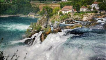 Rhine Falls photo via Pixabay
