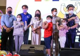 Department of Tourism (DOT) Secretary Berna Romulo-Puyat (center) joins Department of Interior and Local Government (DILG) Secretary Eduardo Año (second from right), Department of Health (DOH) Secretary Francisco Duque III (rightmost), and SM Supermalls President Mr. Steven Tan (second from left) during the February 8 ceremonial vaccination of children aged 5 to 11 years old held at SM Megamall in Mandaluyong City.