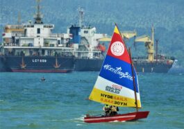 Oz Goose sailboat in Bicol
