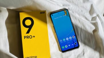 9 Pro+ Amoled Display