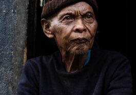 Mangyan man, Mindoro island by Dari Ingal by Vsemoguchi via Wikimedia cc