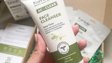 AC - CLEAR Face Cleanser for light and gentle face cleansing