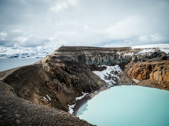 Askja Caldera by Ronan Furuta via Unsplash