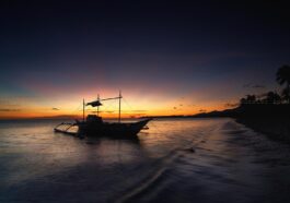 Sunset in Pandan Bay by Ree Dexter via Wikimedia cc