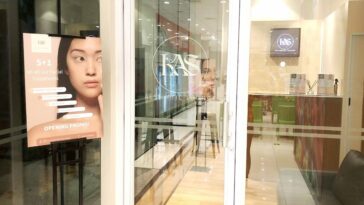 FamilyMart KAS Aesthetic Lounge