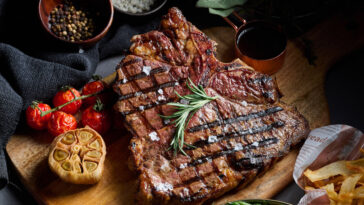 45-day House Dry-Aged Porterhouse, U.S., 1kg