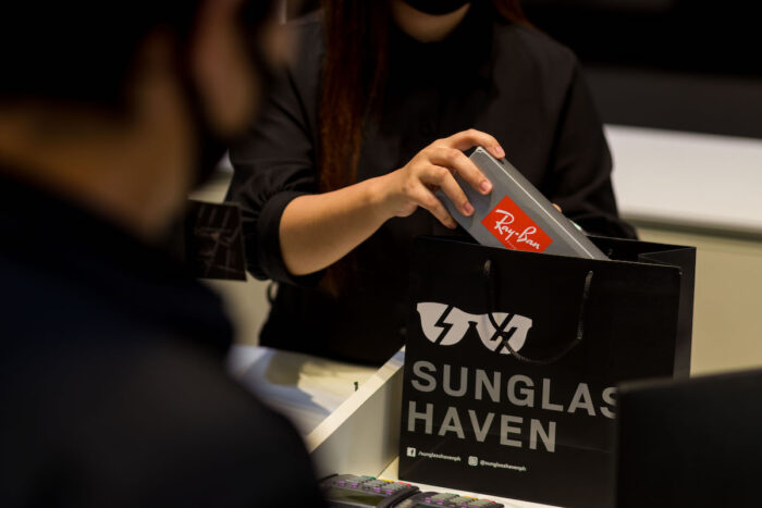 SUNGLASS HAVEN