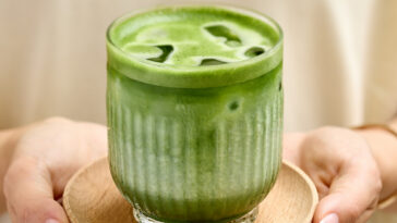 The sipping spectrum is widened with non-coffee latte specialities of Uji Matcha, to awaken your taste buds with bittersweet