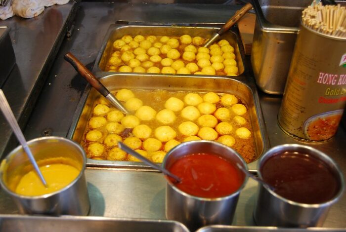 Curry Fishballs by Arnold Fang via Flickr cc