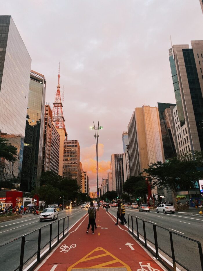 Avenida Paulista by Nathana Reboucas via Unsplash