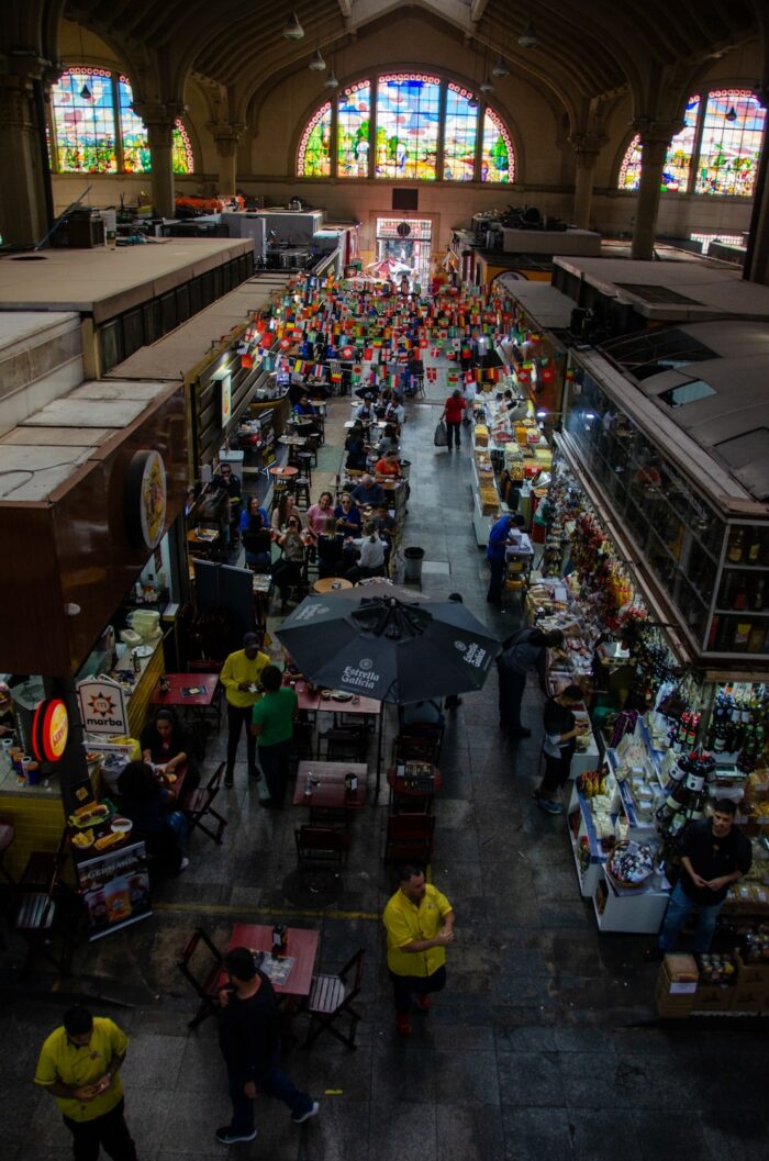 Mercado Municipal de Sao Paulo by Nadine Marfurt via Unsplash