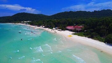 Bai Sao Beach by Trantuonglam via Wikimedia cc