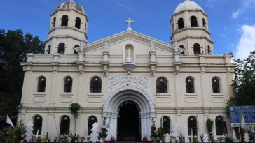 Saint John the Evangelist Parish Church in Tanauan by patrickroque01 via Wikimedia cc
