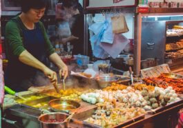 Best Places to Eat in Hong Kong by Vernon Raineil Cenzon via Unsplash