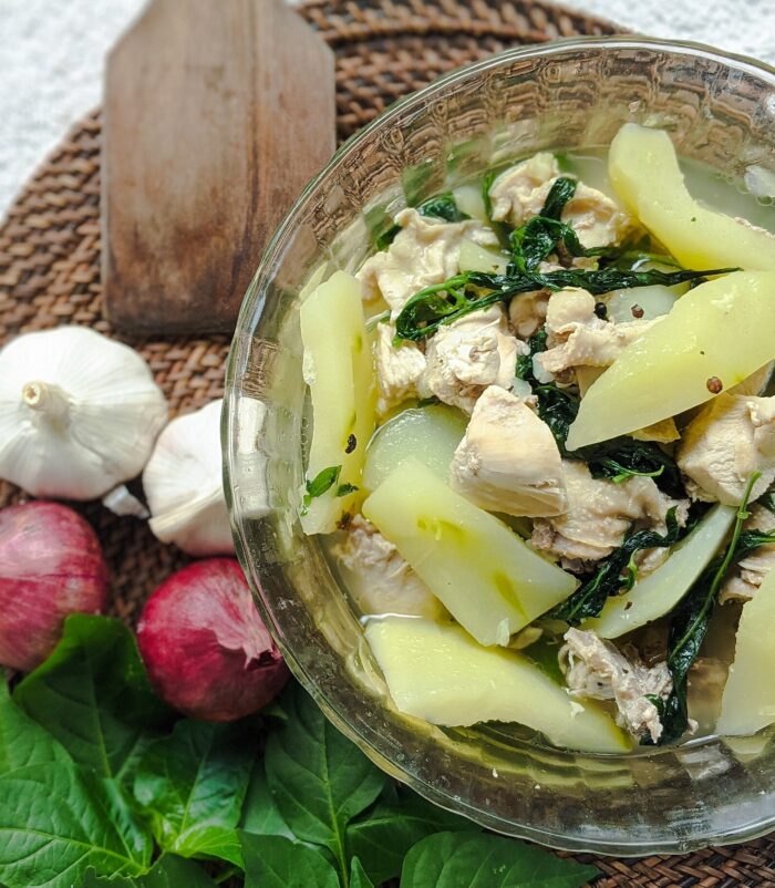 Chicken Tinola by Anne Molina via Wikimedia cc
