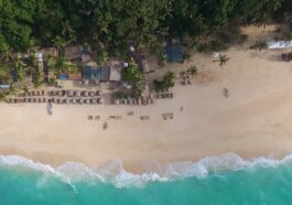 Puka Shell Beach by Red Morley Hewitt via Unsplash