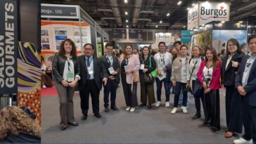 Consul General Mark Francis P. Hamoy of Philippine Embassy together with Embassy personnel, Filipino restaurant owners, chefs and hotel and restaurant workers were welcomed by Ms. Sandra Davies, International Sales Director of Salón Gourmets international food fair