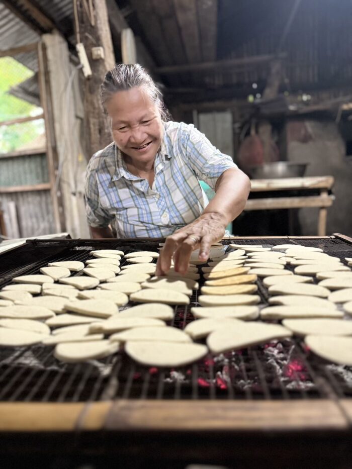 Charcoal Grilled Putong Bugas or Puto de Oas