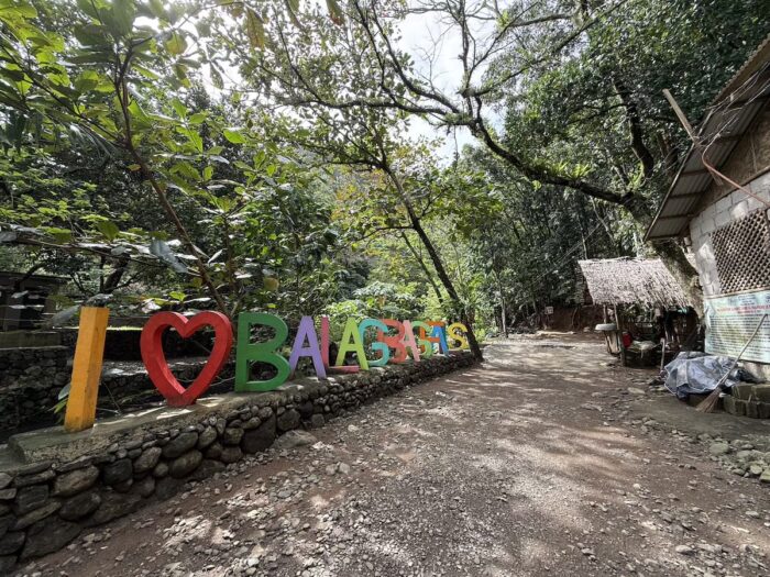 Entrance to Balagbag Falls in Real